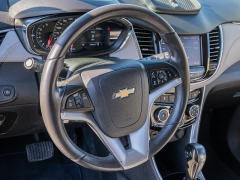 Used 2020  Chevrolet Trax 4d SUV FWD Premier at A Motors Sales & Finance near San Antonio, TX