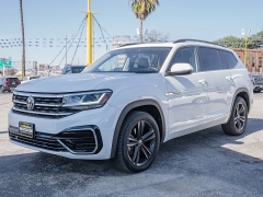Used 2021  Volkswagen Atlas 3&period;6L V6 SE w&sol;Technology R-Line FWD at A Motors Sales & Finance near San Antonio&comma; TX
