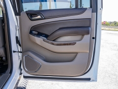 Used 2017  Chevrolet Suburban 4d SUV 4WD LT at A Motors Sales & Finance near San Antonio, TX