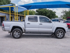 Used 2013  Toyota Tacoma 2WD Double Cab PreRunner V6 Short Bed at A Motors Sales & Finance near San Antonio&comma; TX