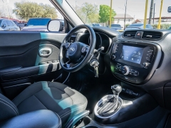 Used 2018  Kia Soul 4d Hatchback &plus; at A Motors Sales & Finance near San Antonio&comma; TX