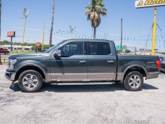 Used 2018  Ford F-150 2WD SuperCrew Lariat 5 1&sol;2 at A Motors Sales & Finance near San Antonio&comma; TX