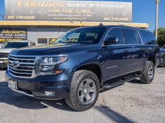 Used 2020  Chevrolet Suburban 4d SUV 4WD LT at A Motors Sales & Finance near San Antonio, TX