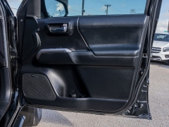 Used 2021  Toyota Tacoma 4WD Limited Double Cab 5ft Bed V6 AT at A Motors Sales & Finance near San Antonio, TX