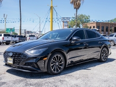 Used 2021  Hyundai Sonata Limited 1&period;6T at A Motors Sales & Finance near San Antonio&comma; TX