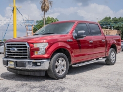 Used 2017  Ford F-150 2WD SuperCrew XLT 5 1&sol;2 at A Motors Sales & Finance near San Antonio&comma; TX