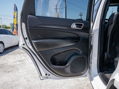 Used 2015 Jeep Grand Cherokee 4d SUV 2WD Laredo Altitude at A Motors Sales & Finance near San Antonio, TX