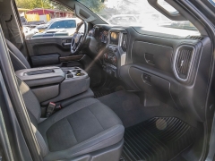 Used 2019 Chevrolet Silverado 1500 2WD Crew Cab LT at A Motors Sales & Finance near San Antonio, TX