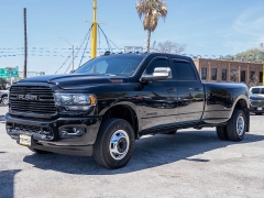 Used 2021  Ram 3500 4WD Big Horn Crew Cab 8' Box at A Motors Sales & Finance near San Antonio&comma; TX