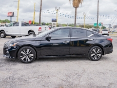 Used 2022  Nissan Altima 2&period;5 SV Sedan at A Motors Sales & Finance near San Antonio&comma; TX