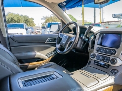 Used 2020  GMC Yukon XL 4d SUV RWD Denali at A Motors Sales & Finance near San Antonio&comma; TX