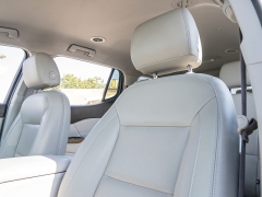 Used 2021  GMC Acadia FWD 4dr SLE at A Motors Sales & Finance near San Antonio, TX