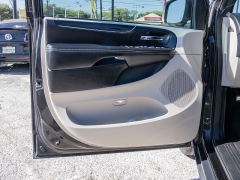 Used 2019  Dodge Grand Caravan 4d Wagon SXT at A Motors Sales & Finance near San Antonio, TX