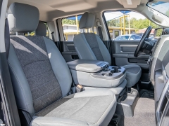 Used 2017  Ram 1500 2WD Crew Cab Lone Star at A Motors Sales & Finance near San Antonio&comma; TX