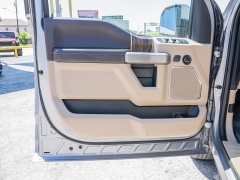 Used 2020  Ford F-150 4WD SuperCrew Lariat 5 1&sol;2 at A Motors Sales & Finance near San Antonio&comma; TX