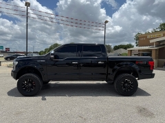Used 2018 Ford F-150 4WD SuperCrew Platinum 5 1/2 at A Motors Sales & Finance near San Antonio, TX