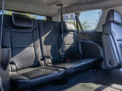 Used 2020  Chevrolet Suburban 4d SUV 4WD LT at A Motors Sales & Finance near San Antonio, TX