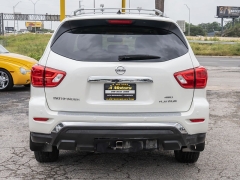 Used 2017  Nissan Pathfinder 4d SUV 4WD Platinum at A Motors Sales & Finance near San Antonio&comma; TX