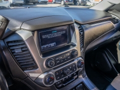 Used 2020  Chevrolet Suburban 4d SUV 4WD LT at A Motors Sales & Finance near San Antonio, TX