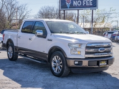 Used 2016  Ford F-150 2WD SuperCrew Lariat 5 1&sol;2 at A Motors Sales & Finance near San Antonio&comma; TX