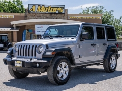 Used 2018  Jeep Wrangler Unlimited 4d SUV 4WD Sport at A Motors Sales & Finance near San Antonio&comma; TX