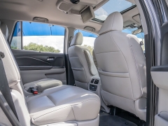 Used 2019  Honda Pilot 4d SUV FWD Touring 7-Passenger at A Motors Sales & Finance near San Antonio&comma; TX