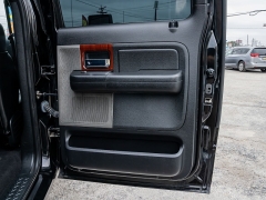 Used 2005  Ford F-150 4WD Supercrew Lariat at A Motors Sales & Finance near San Antonio&comma; TX