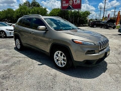 Used 2016 Jeep Cherokee 4d SUV FWD Latitude V6 at A Motors Sales & Finance near San Antonio, TX