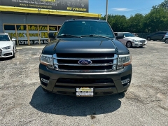 Used 2017 Ford Expedition 4d SUV 2WD XLT at A Motors Sales & Finance near San Antonio, TX