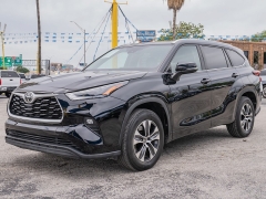 Used 2023  Toyota Highlander XLE FWD at A Motors Sales & Finance near San Antonio&comma; TX