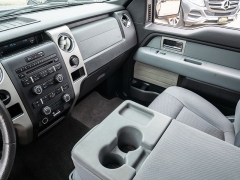 Used 2011  Ford F-150 2WD Supercrew XLT 5 1&sol;2 at A Motors Sales & Finance near San Antonio&comma; TX