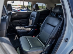Used 2019 Volkswagen Atlas 4d SUV 3.6L SEL R-Line at A Motors Sales & Finance near San Antonio, TX