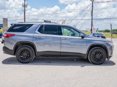 Used 2020  Chevrolet Traverse 4d SUV FWD LT Cloth w&sol;1LT at A Motors Sales & Finance near San Antonio&comma; TX
