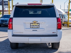 Used 2017  Chevrolet Suburban 4d SUV 4WD LT at A Motors Sales & Finance near San Antonio, TX