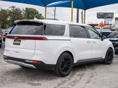 Used 2022  Kia Carnival LX Seat Package FWD at A Motors Sales & Finance near San Antonio, TX