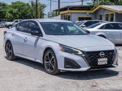 Used 2023  Nissan Altima 2&period;5 SR Sedan at A Motors Sales & Finance near San Antonio&comma; TX