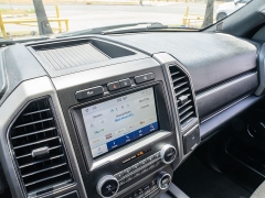 Used 2020  Ford Expedition 4d SUV 2WD XLT at A Motors Sales & Finance near San Antonio&comma; TX