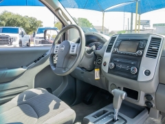 Used 2016  Nissan Frontier 2WD Crew Cab SV at A Motors Sales & Finance near San Antonio&comma; TX