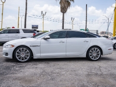 Used 2015  Jaguar XJL 4d Sedan Portfolio at A Motors Sales & Finance near San Antonio&comma; TX
