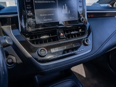 Used 2020  Toyota Corolla 4d Sedan SE Premium at A Motors Sales & Finance near San Antonio, TX