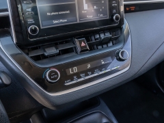 Used 2020  Toyota Corolla 4d Sedan LE at A Motors Sales & Finance near San Antonio&comma; TX
