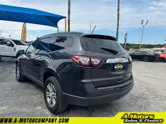 Used 2015 Chevrolet Traverse 4d SUV FWD LT2 at A Motors Sales & Finance near San Antonio, TX