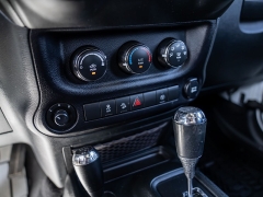 Used 2017  Jeep Wrangler Unlimited 4d Convertible Sahara at A Motors Sales & Finance near San Antonio&comma; TX
