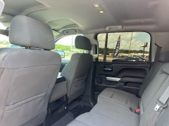 Used 2018 Chevrolet Silverado 1500 4WD Crew Cab LT Z71 at A Motors Sales & Finance near San Antonio, TX