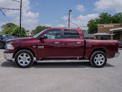 Used 2018  Ram 1500 2WD Crew Cab Lone Star Silver at A Motors Sales & Finance near San Antonio&comma; TX