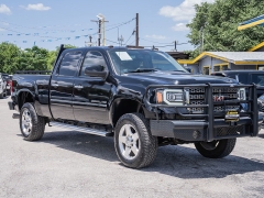 Used 2011  GMC Sierra 2500 4WD Crew Cab Denali at A Motors Sales & Finance near San Antonio&comma; TX