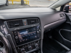 Used 2018  Volkswagen Golf SportWagen 4d Wagon TSI SE at A Motors Sales & Finance near San Antonio&comma; TX