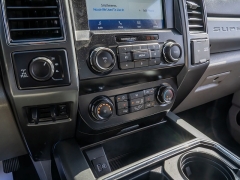 Used 2022  Ford Super Duty F-250 4WD XLT Crew Cab SRW 8' Box at A Motors Sales & Finance near San Antonio&comma; TX
