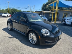 Used 2014 Volkswagen Beetle 2d Coupe 2.5L w/Sunroof/Nav Auto at A Motors Sales & Finance near San Antonio, TX