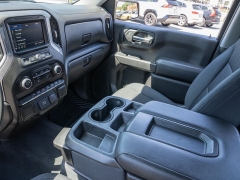 Used 2020  Chevrolet Silverado 1500 2WD Crew Cab Custom at A Motors Sales & Finance near San Antonio&comma; TX